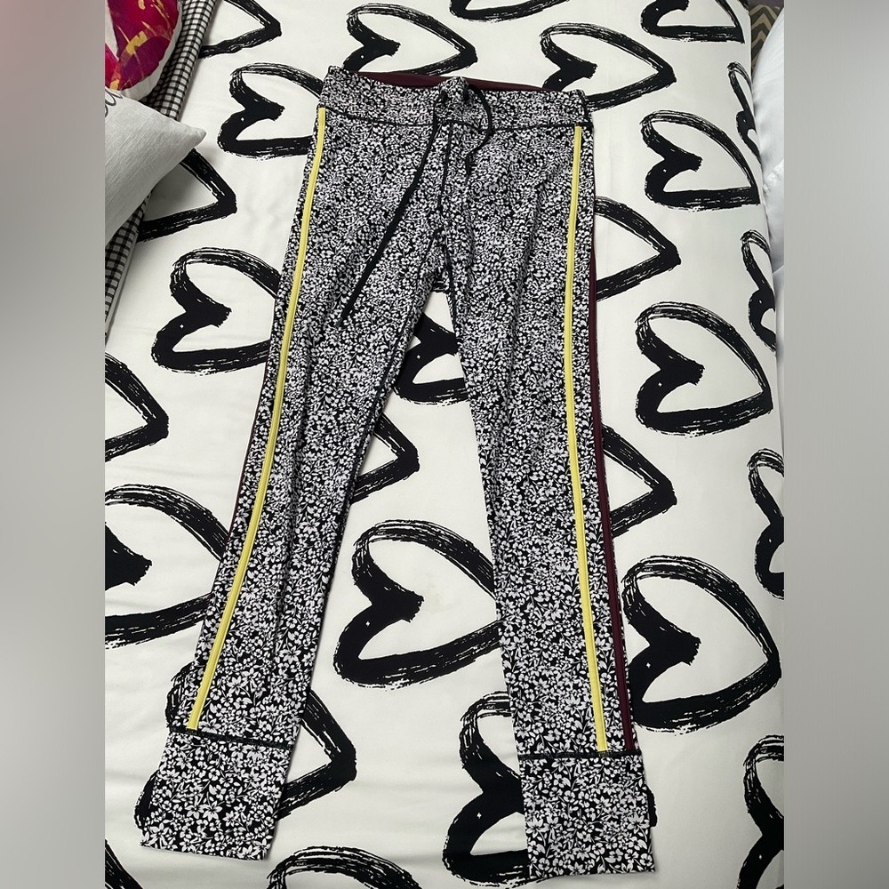The Upside Black and White Leggings with Sleek Design